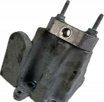 Dodge Charger Engine mount bracket 04726022AB
