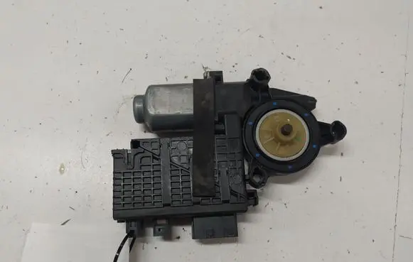 Citroen C4 I Picasso Front door window regulator motor 9682495580 400965E