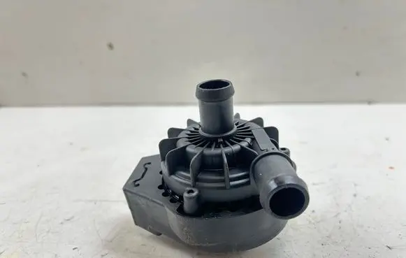 Volkswagen ID.4 Electric auxiliary coolant/water pump 1EA965567