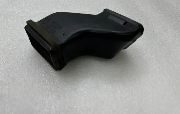 BMW i3 Cabin air duct channel 9311088