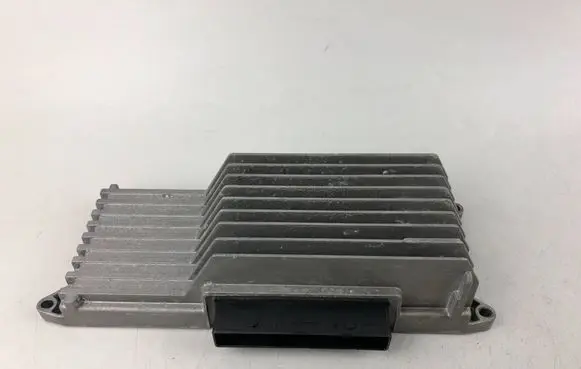 Audi A4 S4 B8 8K Sound amplifier 8R1035223A