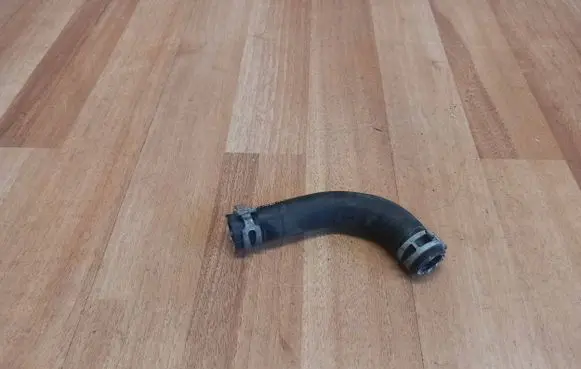 Renault Megane IV Engine coolant pipe/hose 140557289R