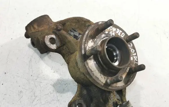Ford Mondeo MK IV Front wheel hub