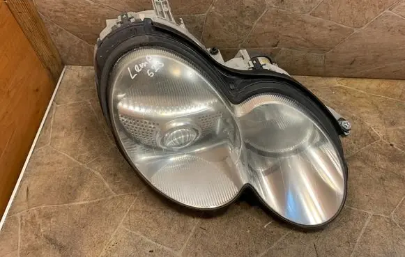 Mercedes-Benz SL R230 Headlight/headlamp A2308207461