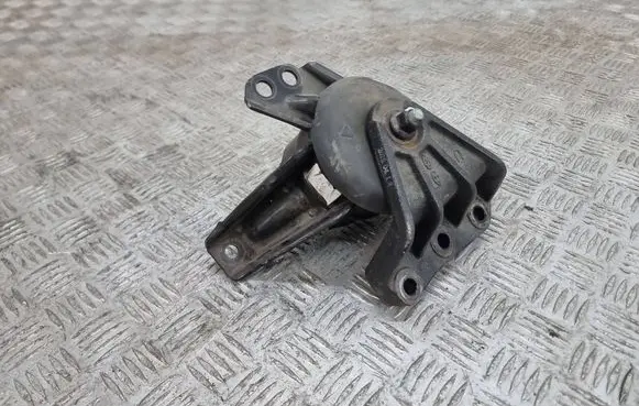 KIA Sportage Engine mount bracket 21815d9100