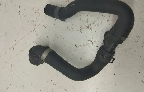 Audi A5 8T 8F Engine coolant pipe/hose 8E0122293C 16907180