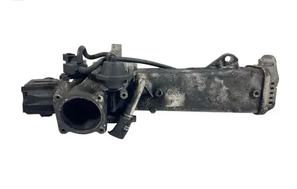 Volvo XC60 EGR valve cooler 30757742 70304900 1012500664