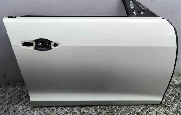 Maserati Ghibli Front door