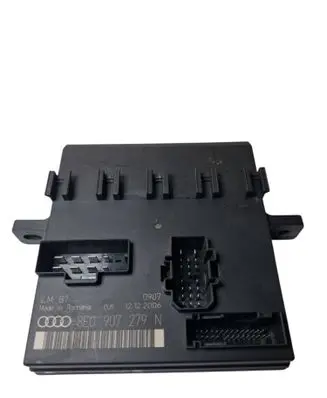Audi A4 S4 B7 8E 8H Comfort/convenience module 8E0907279N
