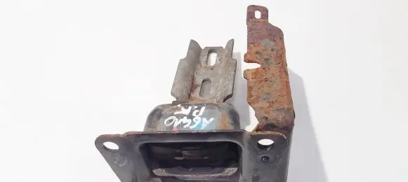 Peugeot 207 Engine mount bracket 9680293280