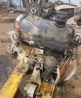 Volkswagen Transporter - Caravelle T5 Engine AXB