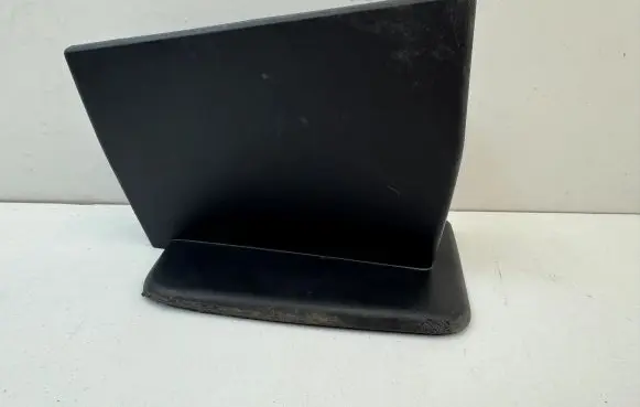 Audi Q7 4M Rear seat rail trim cover 4M0883686E