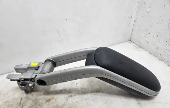 Mini One - Cooper R56 Armrest
