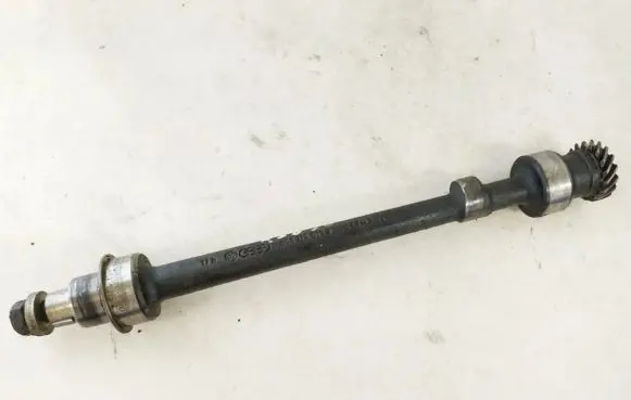 Volkswagen Jetta II Camshaft 056155019b