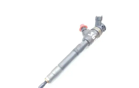 Fuel injector