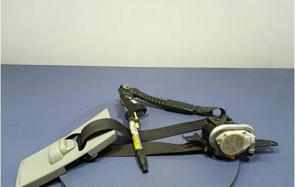 Honda Civic Front seatbelt 81816SMGE121M