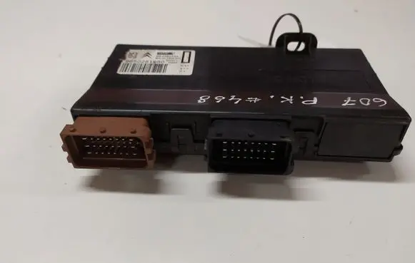 Peugeot 607 Seat control module 9650281980