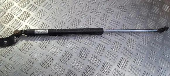 Mazda 323 Tailgate/trunk strut/damper