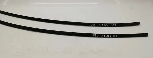 Roof trim bar molding cover