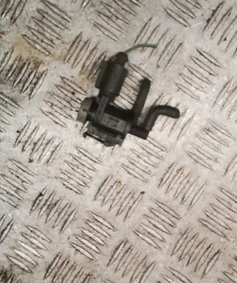 Audi A3 S3 8P Turbo solenoid valve 1k0906283a
