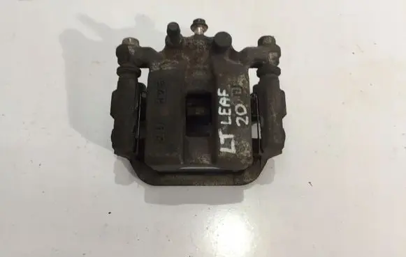 Nissan Leaf II (ZE1) Rear brake caliper