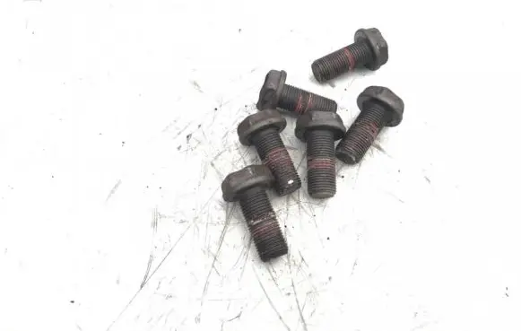 Mitsubishi Colt Nuts/bolts 