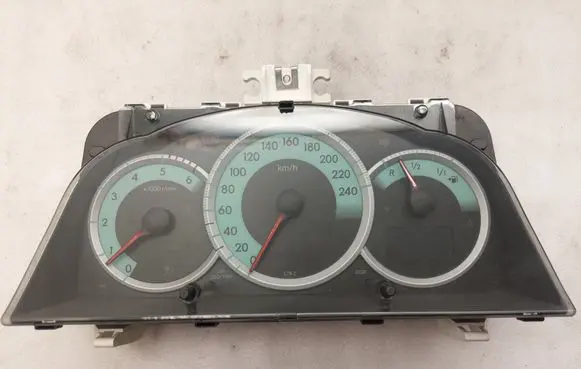 Toyota Corolla Verso AR10 Speedometer (instrument cluster) 838000F091