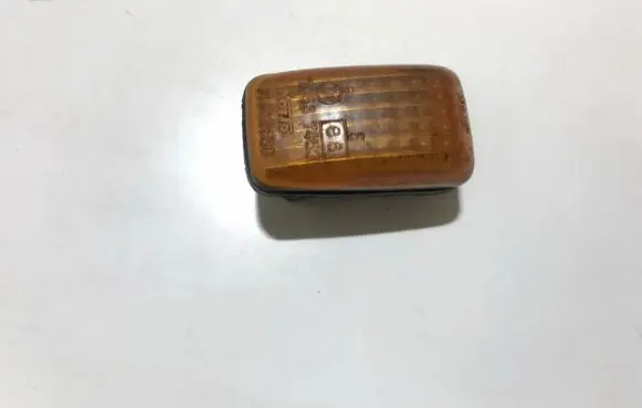 Mitsubishi Colt Front fender indicator light 21437558 214-37558
