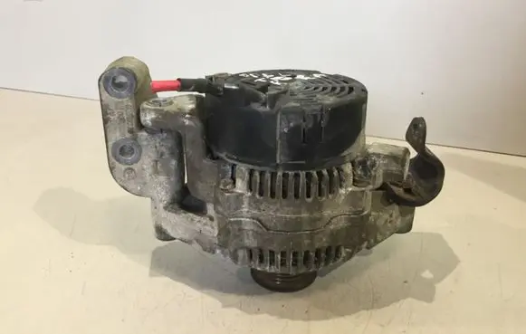 Opel Tigra A Generator/alternator 90413760 0123120001