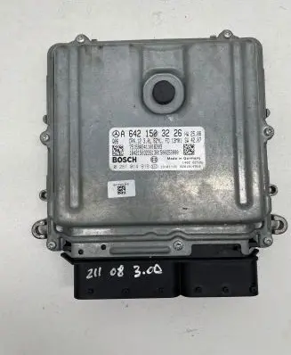Mercedes-Benz E W211 Engine control unit/module A6421503226 0281014919