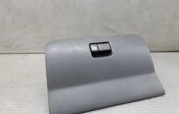 Toyota RAV 4 (XA20) Glove box lid/cover 5555042030