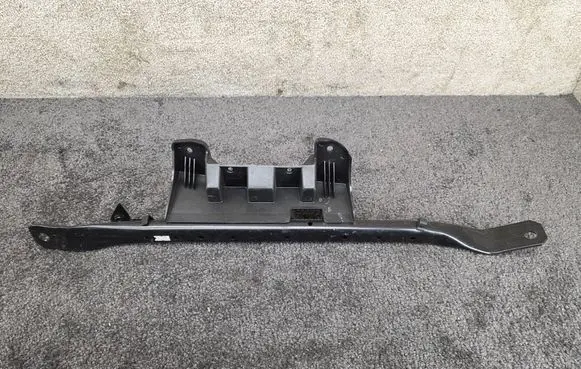 Maserati Grecale Other engine bay part 50544105