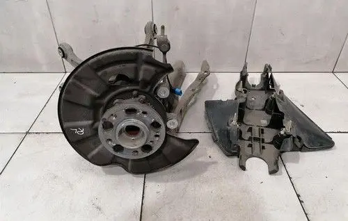 Mercedes-Benz S C217 Rear wheel bearing hub A2223500941