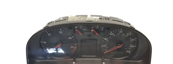 Volkswagen PASSAT B5 Speedometer (instrument cluster) 3B1919930C