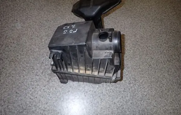 Mazda CX-7 Air filter box cover 