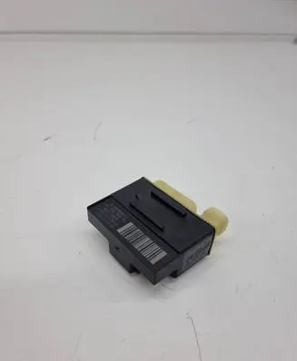 Citroen C4 Grand Picasso Coolant fan relay 9801916680