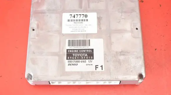 Toyota Corolla Verso E121 Engine control unit/module ECU 89661-0F010