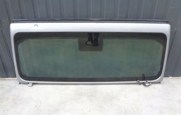 Jeep Wrangler Front windscreen/windshield window 
