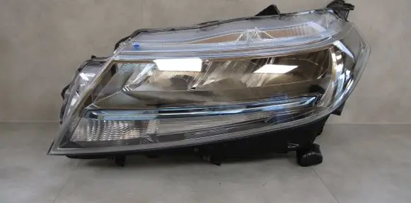 Suzuki Vitara (LY) Headlight/headlamp 1007R016 74S00 09122020