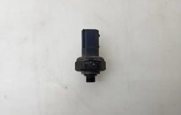 Mercedes-Benz S W221 Air conditioning (A/C) pressure sensor A0045429018