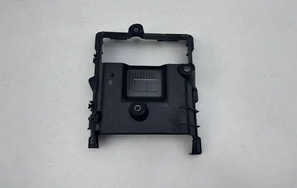 Audi SQ7 Engine control unit holder 4M0907650