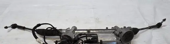 Opel Zafira C Steering rack