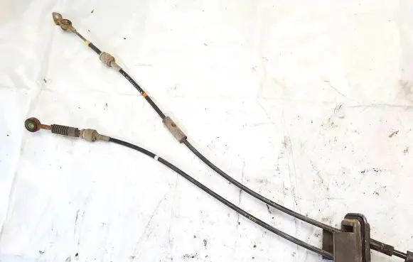 Gear shift cable linkage