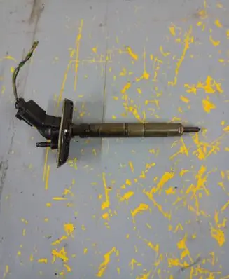 Audi A6 S6 C6 4F Fuel injector 059130277AB