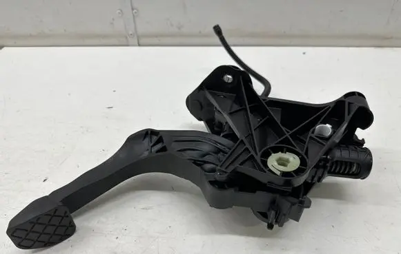 Clutch pedal