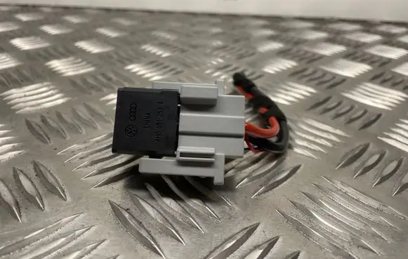 Audi A6 S6 C7 4G Other relay 4H0951253A