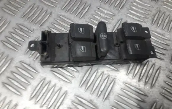 Volkswagen Golf IV Electric window control switch 1j4959857 f005s00011