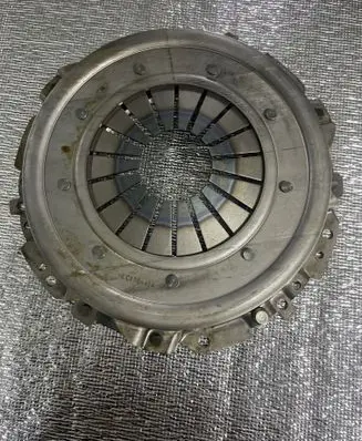 Nissan Patrol Y61 Pressure plate Mec1904414