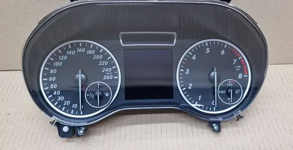 Mercedes-Benz A W176 Speedometer (instrument cluster) A1769008101