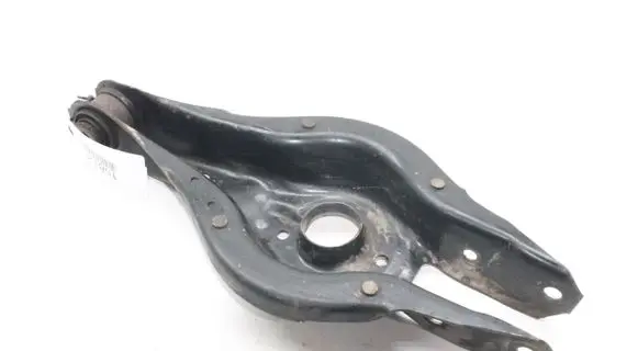 BMW 1 F20 F21 Rear upper control arm/wishbone 6867540